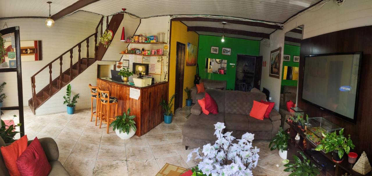 Pousada Alojaki Hostel Praia Grande  Zewnętrze zdjęcie